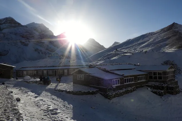 Из Як Харка (4000м) в Хай Кемп (4925м)