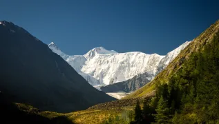 Поход к подножию Белухи