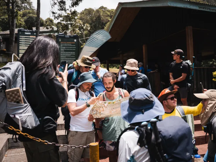 Снаряжение для восхождения на Килиманджаро (5895м)