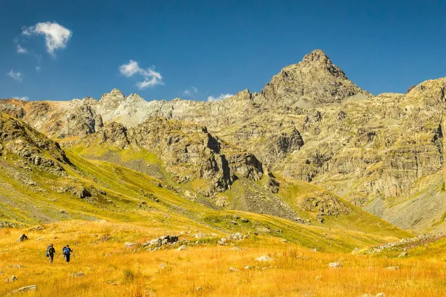 Olgunlar (2100 м), Düpedüzü (2720 м)