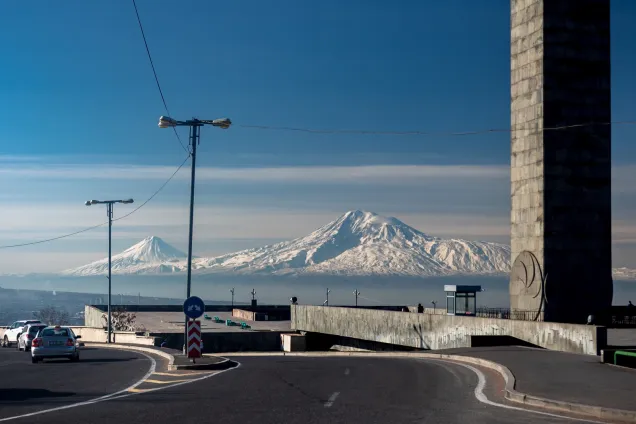 Переезд к подножию Арарата. Первый переход