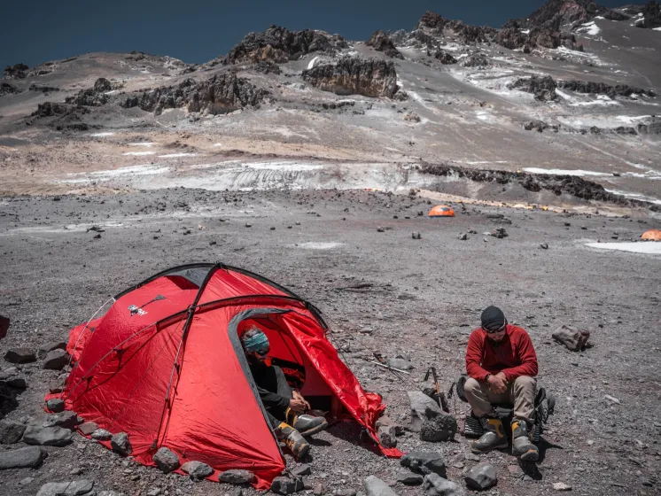 Как ходить в туалет и мыться в походе?