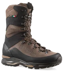 Трекинговые ботинки